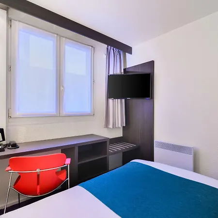 Otel Kyriad Gare - Grand Palais