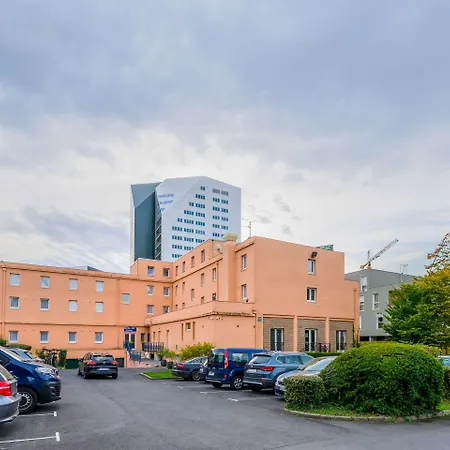 Kyriad Gare - Grand Palais Otel